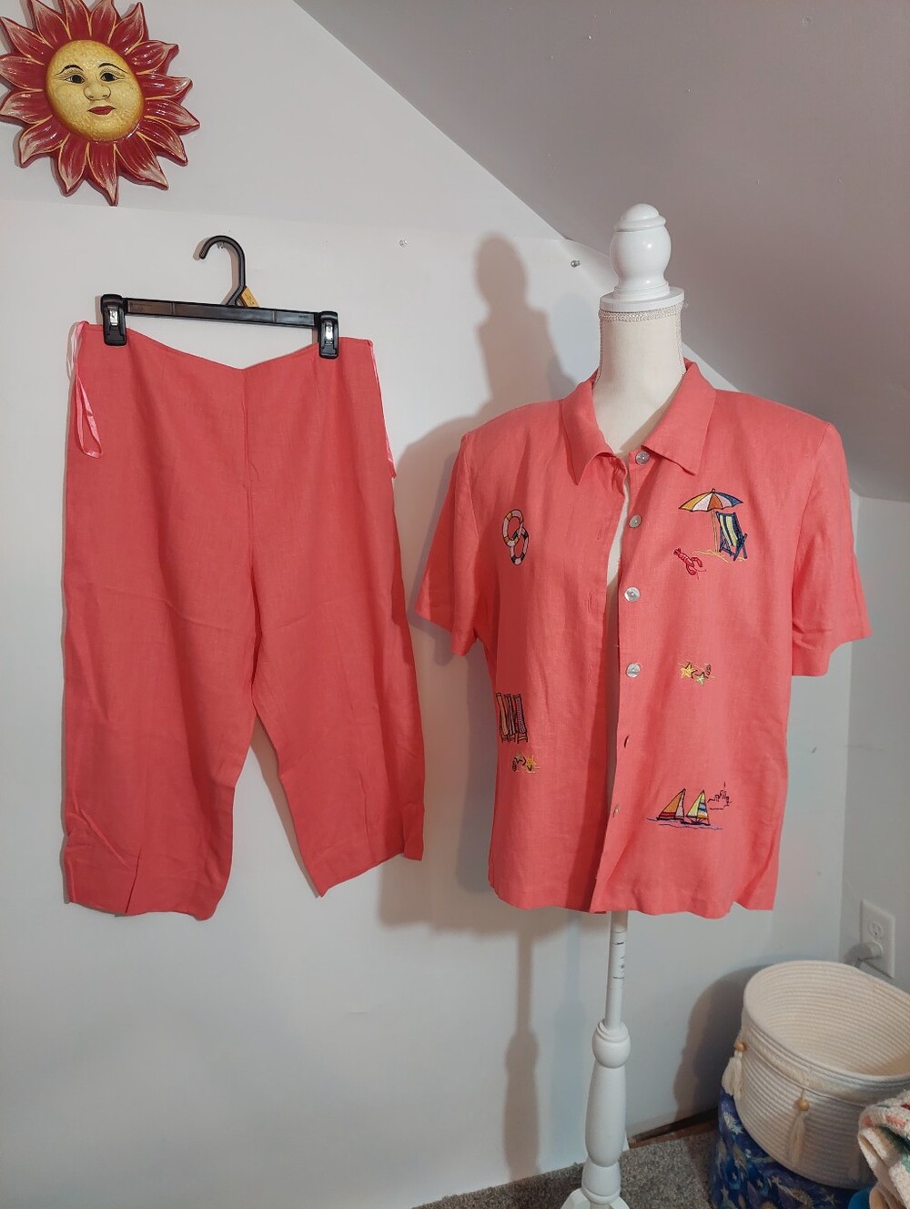 Megan Lee Coral outfit set beach theme 14P embroidered linen blend top Capri